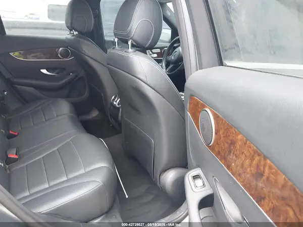 WDC0G4JBXHF223989 2017 MERCEDES-BENZ GLC - Image 8