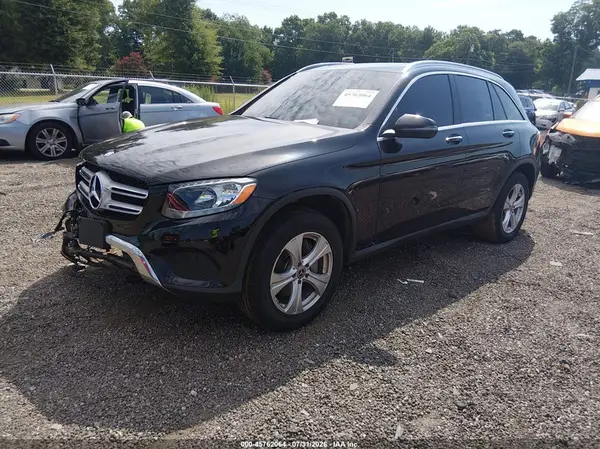 WDC0G4JBXHF240548 2017 MERCEDES-BENZ GLC - Image 2