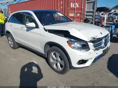 WDC0G4JBXHF258242 2017 MERCEDES-BENZ GLC