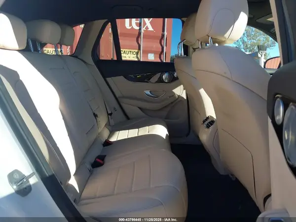 WDC0G4JBXHF258242 2017 MERCEDES-BENZ GLC - Image 8