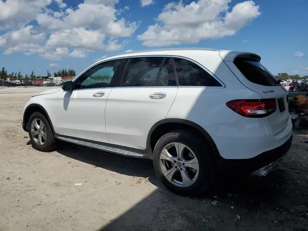 WDC0G4JBXHF260444 2017 MERCEDES-BENZ GLC - Image 2