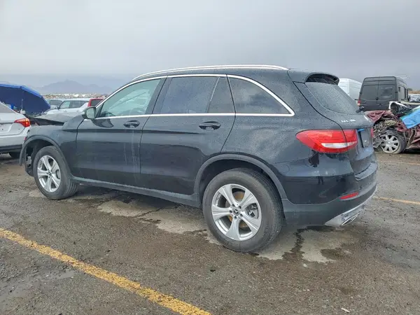 WDC0G4JBXHF262386 2017 MERCEDES-BENZ GLC - Image 2