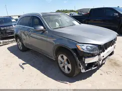 WDC0G4JBXHV010658 2017 MERCEDES-BENZ GLC