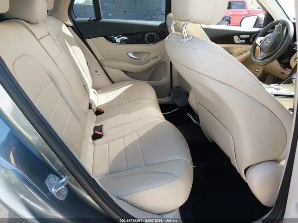WDC0G4JBXHV010658 2017 MERCEDES-BENZ GLC - Image 8