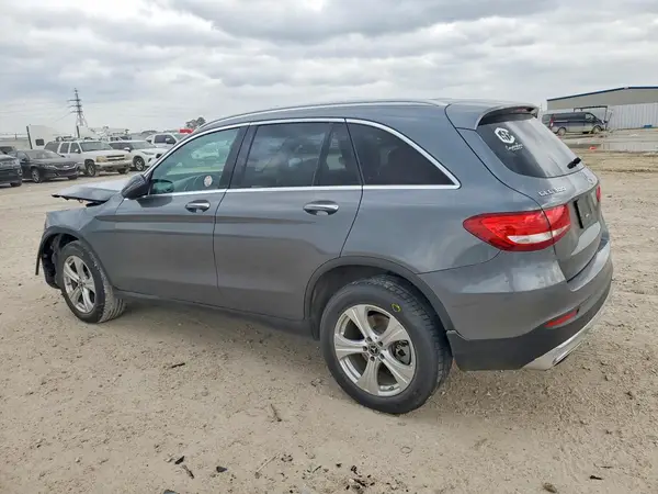 WDC0G4JBXJV027658 2018 MERCEDES-BENZ GLC - Image 2
