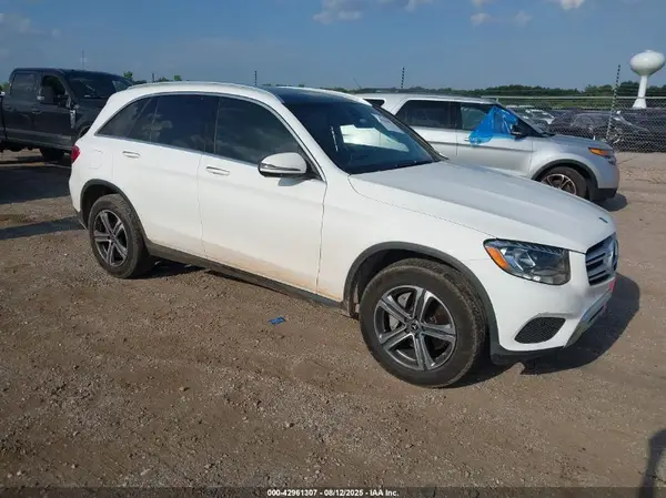 WDC0G4JBXJV032682 2018 MERCEDES-BENZ GLC - Image 1