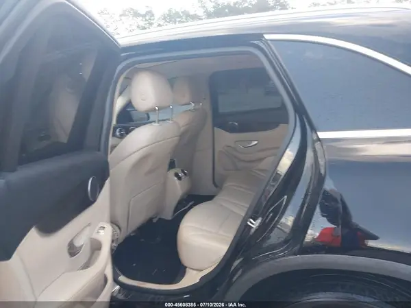 WDC0G4JBXJV037249 2018 MERCEDES-BENZ GLC - Image 8