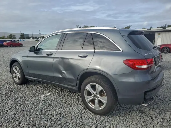 WDC0G4JBXJV044265 2018 MERCEDES-BENZ GLC - Image 2