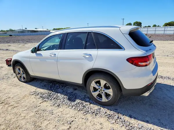 WDC0G4JBXJV054147 2018 MERCEDES-BENZ GLC - Image 2