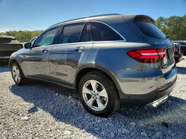 WDC0G4JBXJV054696 2018 MERCEDES-BENZ GLC - Image 2