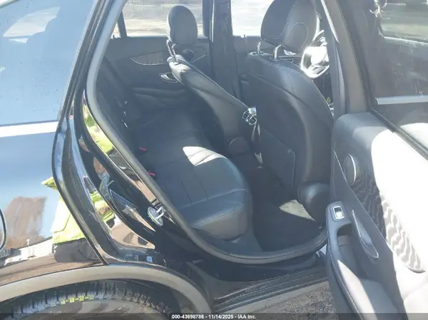 WDC0G4JBXJV063639 2018 MERCEDES-BENZ GLC - Image 8