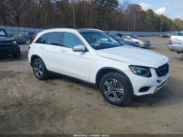 WDC0G4JBXJV078643 2018 MERCEDES-BENZ GLC - Image 1