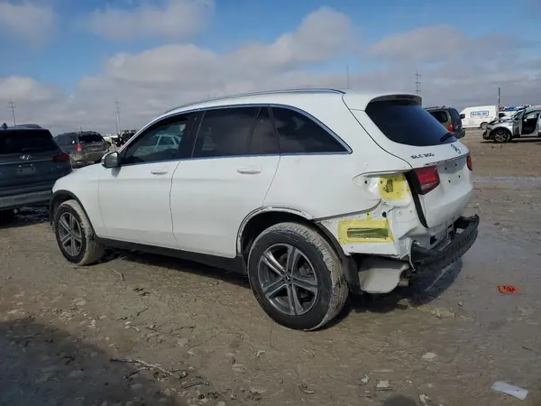 WDC0G4JBXJV081168 2018 MERCEDES-BENZ GLC - Image 2