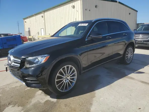 WDC0G4JBXJV082725 2018 MERCEDES-BENZ GLC - Image 1