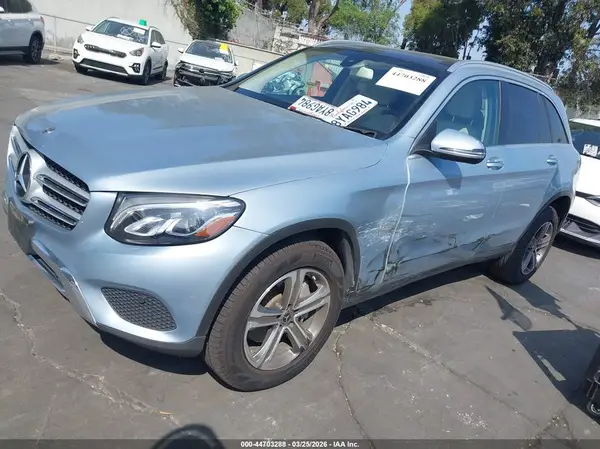 WDC0G4JBXJV091280 2018 MERCEDES-BENZ GLC - Image 2