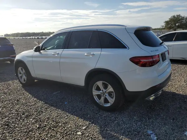 WDC0G4JBXJV093644 2018 MERCEDES-BENZ GLC - Image 2