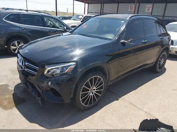 WDC0G4JBXJV093840 2018 MERCEDES-BENZ GLC - Image 2