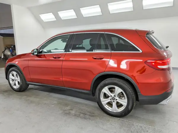WDC0G4JBXJV097838 2018 MERCEDES-BENZ GLC - Image 2
