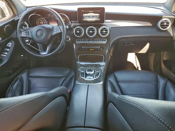 WDC0G4JBXJV099556 2018 MERCEDES-BENZ GLC - Image 8