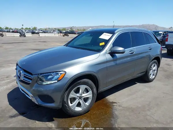 WDC0G4JBXJV101080 2018 MERCEDES-BENZ GLC - Image 2
