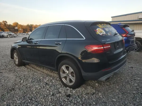 WDC0G4JBXJV110667 2018 MERCEDES-BENZ GLC - Image 2