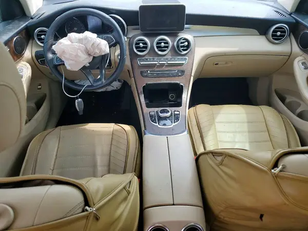WDC0G4JBXK1000632 2019 MERCEDES-BENZ GLC - Image 8