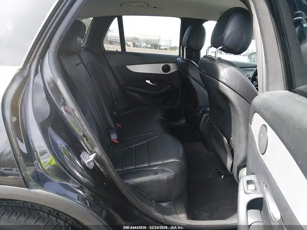 WDC0G4JBXK1005572 2019 MERCEDES-BENZ GLC - Image 8