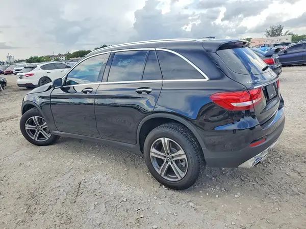 WDC0G4JBXK1005586 2019 MERCEDES-BENZ GLC - Image 2