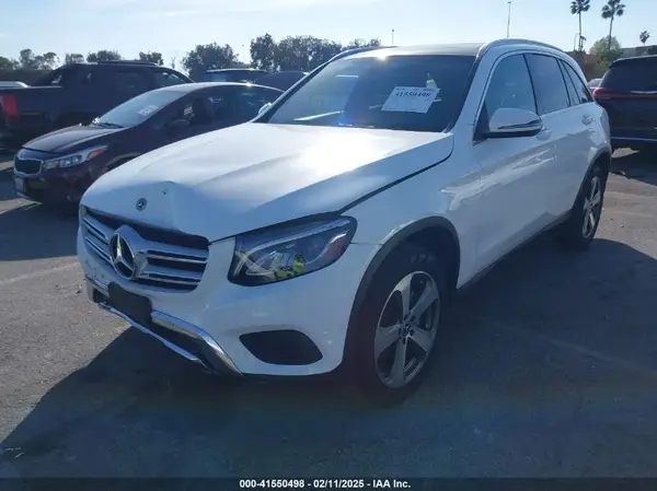 WDC0G4JBXKF569144 2019 MERCEDES-BENZ GLC - Image 2