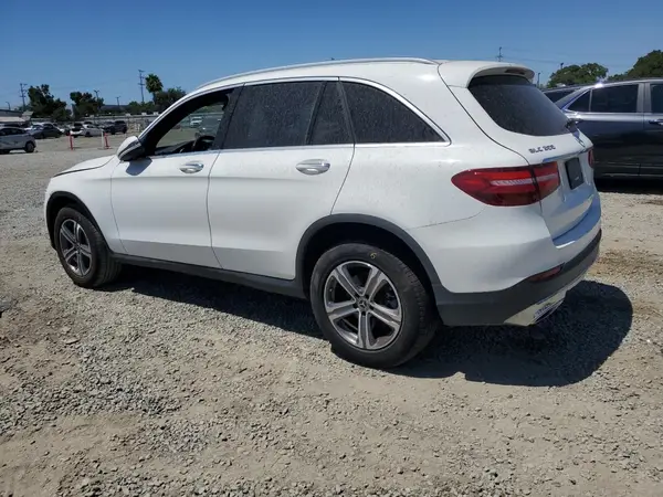 WDC0G4JBXKF658597 2019 MERCEDES-BENZ GLC - Image 2