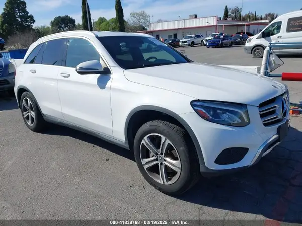 WDC0G4JBXKF661516 2019 MERCEDES-BENZ GLC - Image 1