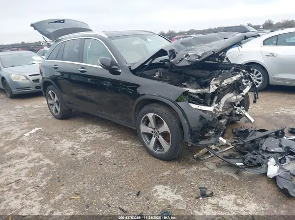 WDC0G4JBXKV118110 2019 MERCEDES-BENZ GLC - Image 1
