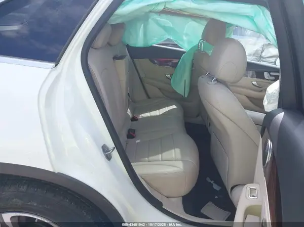 WDC0G4JBXKV125462 2019 MERCEDES-BENZ GLC - Image 8