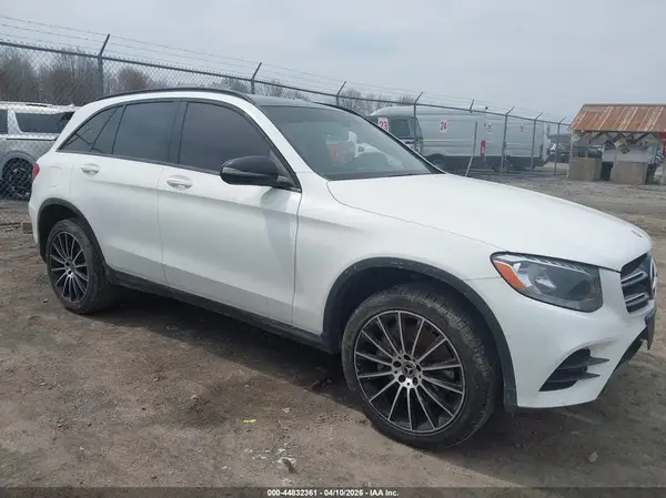 WDC0G4JBXKV125963 2019 MERCEDES-BENZ GLC - Image 1