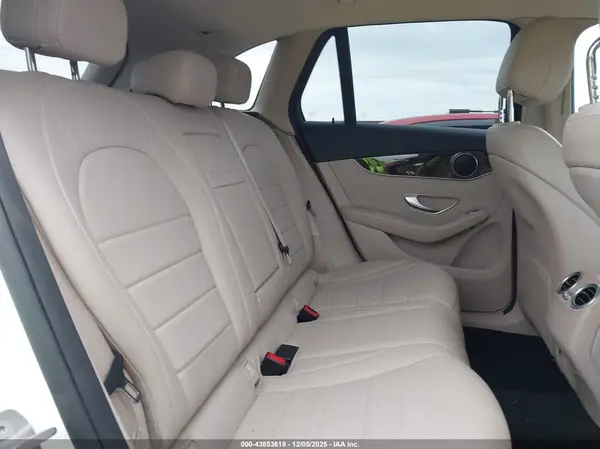 WDC0G4JBXKV136140 2019 MERCEDES-BENZ GLC - Image 8