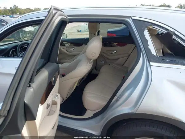 WDC0G4JBXKV139314 2019 MERCEDES-BENZ GLC - Image 8