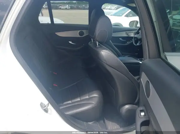 WDC0G4JBXKV141967 2019 MERCEDES-BENZ GLC - Image 8