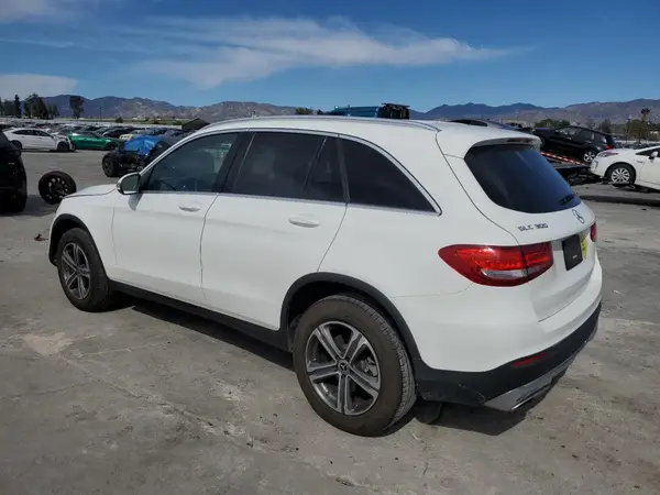 WDC0G4JBXKV161152 2019 MERCEDES-BENZ GLC - Image 2
