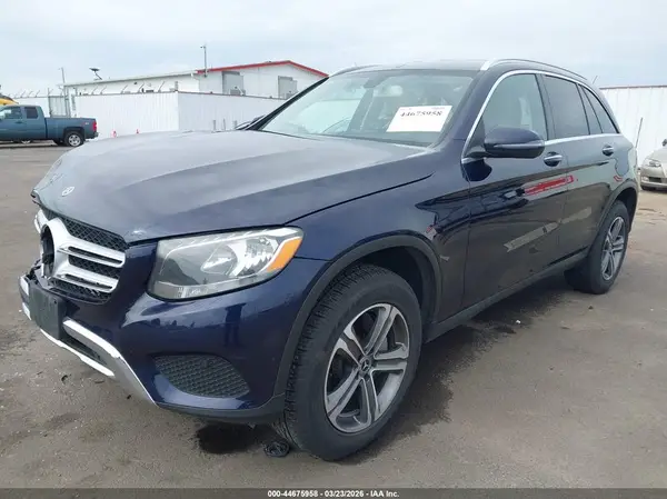 WDC0G4JBXKV163712 2019 MERCEDES-BENZ GLC - Image 2