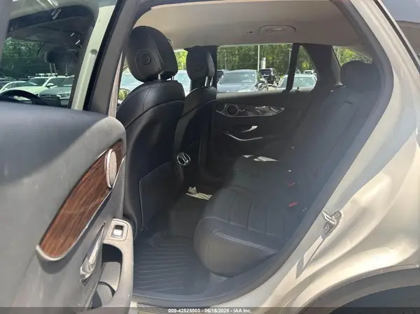 WDC0G4KB0GF010501 2016 MERCEDES-BENZ GLC - Image 8