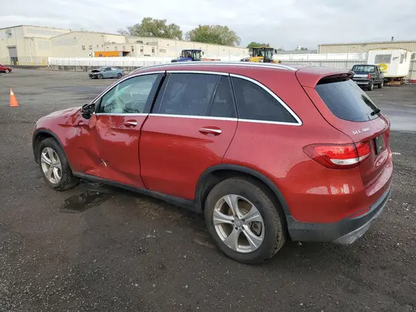 WDC0G4KB0GF015651 2016 MERCEDES-BENZ GLC - Image 2