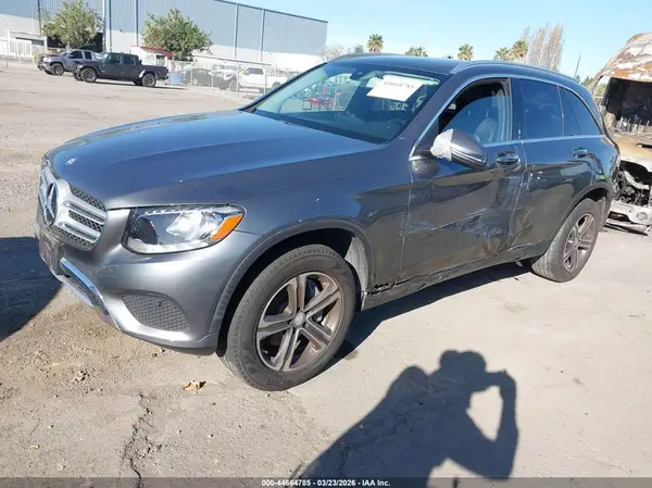 WDC0G4KB0GF057155 2016 MERCEDES-BENZ GLC - Image 2
