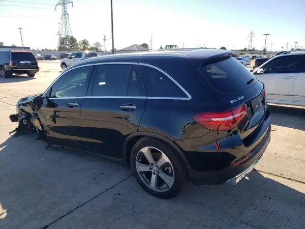 WDC0G4KB0GF075350 2016 MERCEDES-BENZ GLC - Image 2