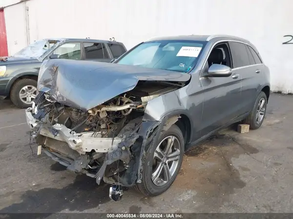 WDC0G4KB0GF076918 2016 MERCEDES-BENZ GLC - Image 2