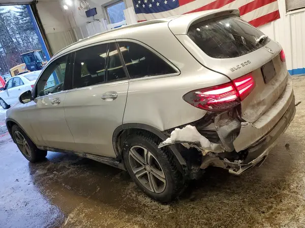 WDC0G4KB0GF103681 2016 MERCEDES-BENZ GLC - Image 2