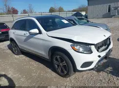 WDC0G4KB0HF153398 2017 MERCEDES-BENZ GLC