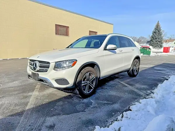 WDC0G4KB0HF165857 2017 MERCEDES-BENZ GLC - Image 2