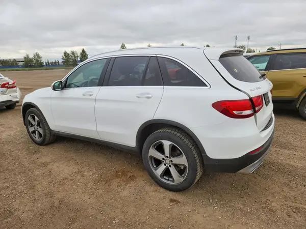 WDC0G4KB0HF169214 2017 MERCEDES-BENZ GLC - Image 2