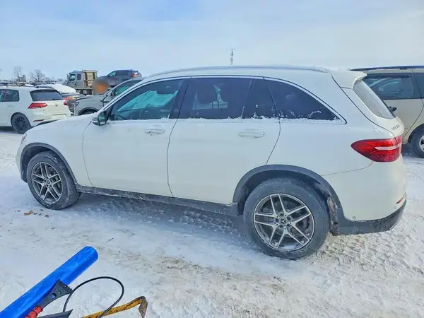 WDC0G4KB0HF186708 2017 MERCEDES-BENZ GLC - Image 2