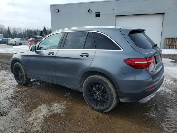 WDC0G4KB0HF217701 2017 MERCEDES-BENZ GLC - Image 2